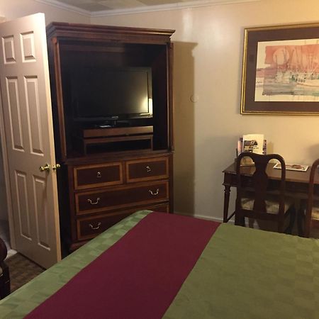 Americas Best Value Inn Чинкотиг Екстериор снимка