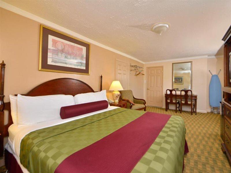 Americas Best Value Inn Чинкотиг Екстериор снимка