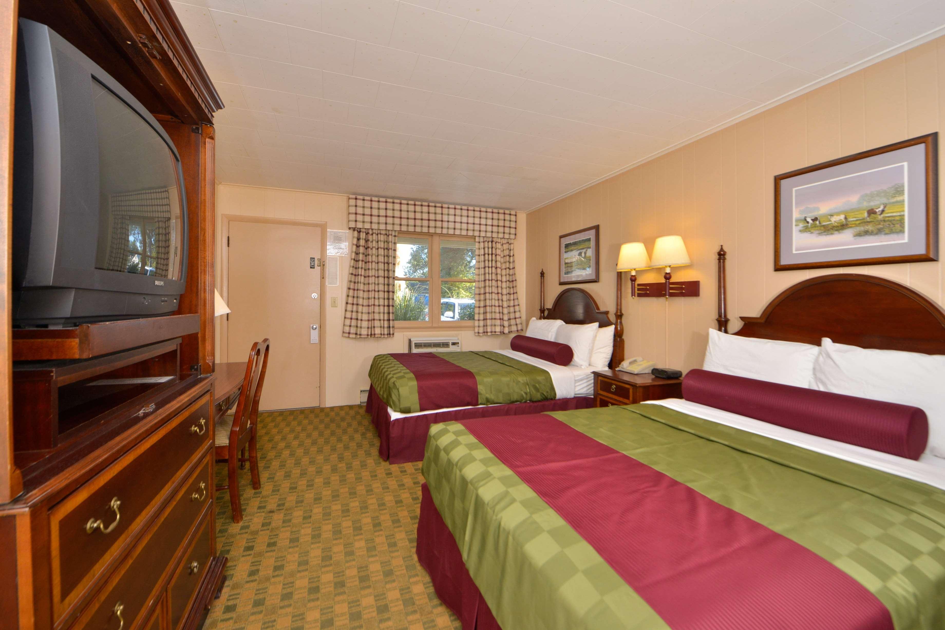 Americas Best Value Inn Чинкотиг Екстериор снимка