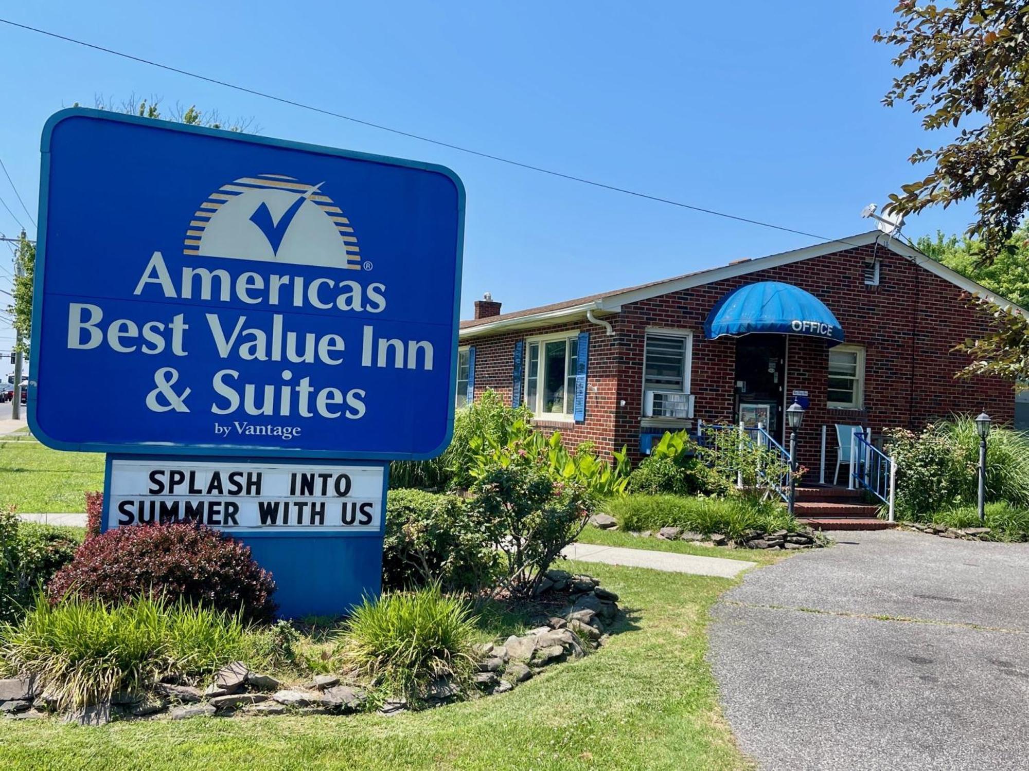 Americas Best Value Inn Чинкотиг Екстериор снимка